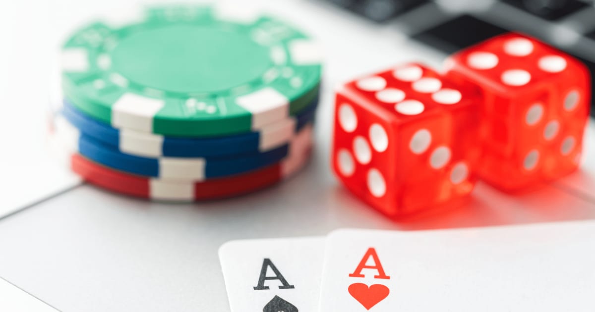 Internetinis pokeris vs standartinis pokeris â€“ koks skirtumas?