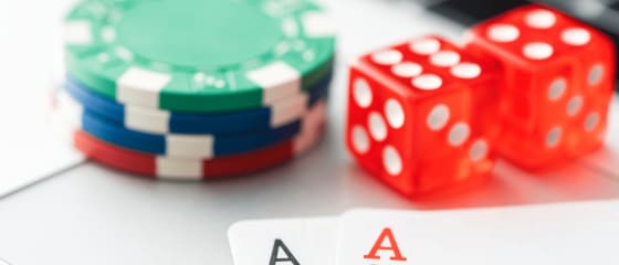 Internetinis pokeris vs standartinis pokeris – koks skirtumas?
