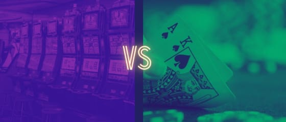 Internetiniai kazino žaidimai: lošimo automatai vs Blackjack – kuris iš jų yra geresnis?