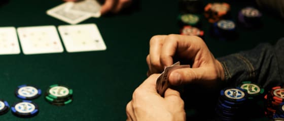 Paaiškintos pokerio stalo pozicijos